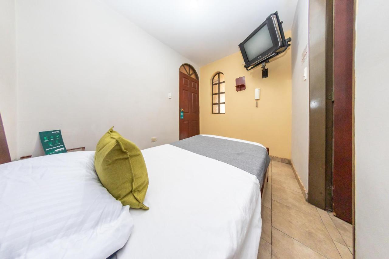 Hotel Home Bioma 1010 โบโกตา ภายนอก รูปภาพ